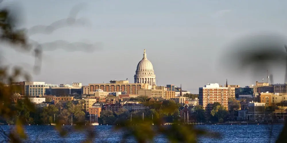 Skyline of Madison, Wisconsin with the state capitol building
